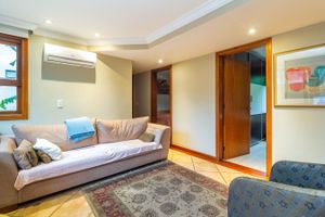 Image 17 - 401344