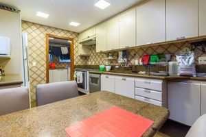 Image 35 - 401344