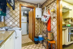 Image 37 - 401344
