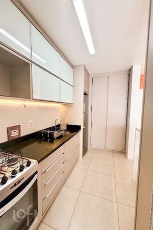 Image 3 - 401570