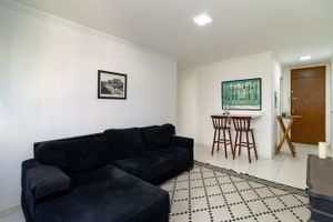 Image 3 - 401844