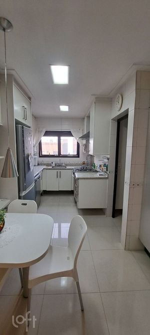 Image 11 - 401915