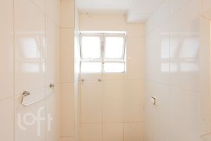 Image 30 - 402246