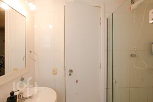 Image 31 - 402246