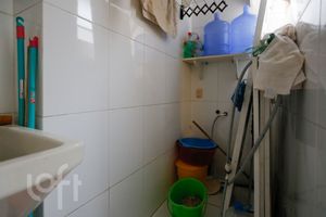 Image 11 - 402246