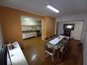 Image 25 - 402528