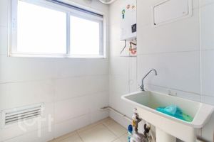 Image 35 - 402811
