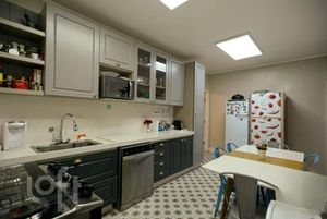 Image 11 - 403197