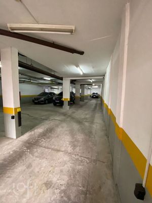Image 20 - 403213