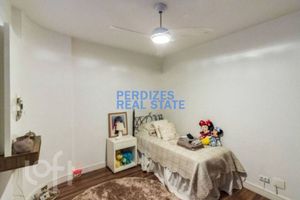 Image 11 - 403630