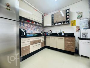 Image 11 - 403866