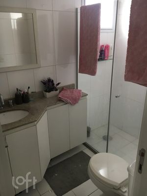 Image 19 - 404026