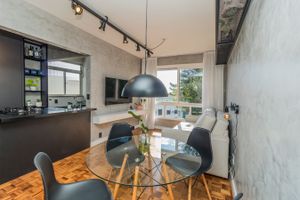 Image 3 - 404358