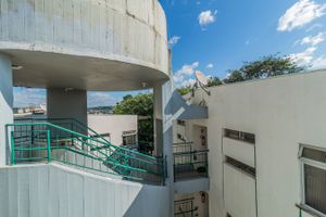 Image 16 - 404358