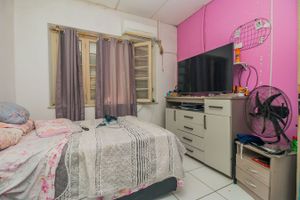Image 10 - 404410