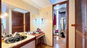 Image 39 - 404503