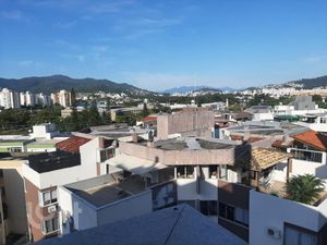 Image 23 - 404530