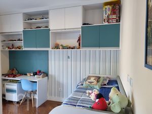 Image 25 - 404560