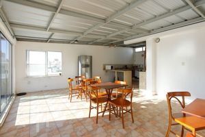 Image 34 - 404580