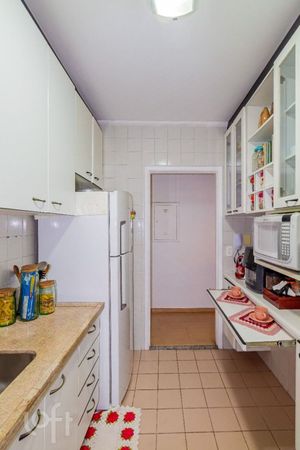 Image 19 - 404646