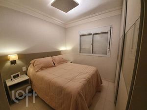 Image 11 - 404741