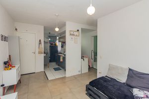 Image 4 - 404799