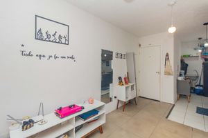 Image 3 - 404799