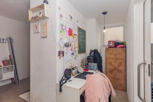 Image 5 - 404799