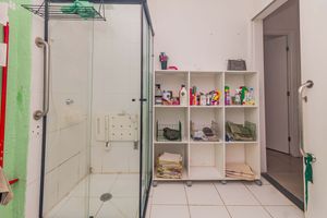 Image 12 - 404799