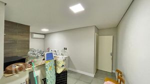Image 28 - 404900