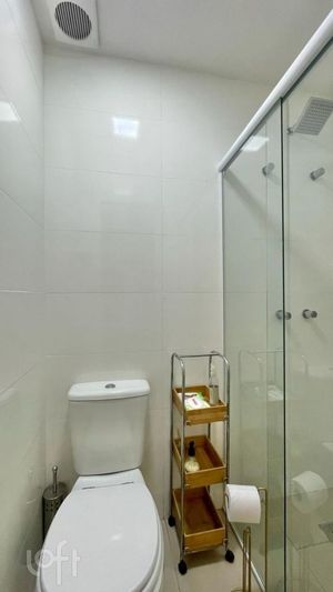 Image 21 - 404900