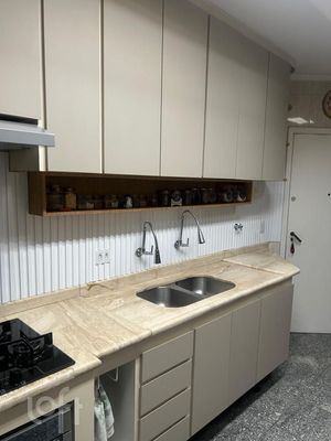 Image 9 - 404958