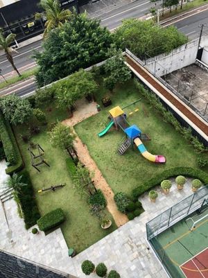 Image 26 - 404958