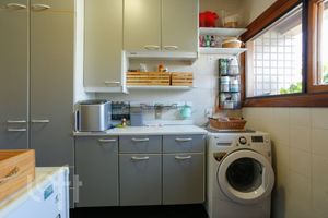 Image 15 - 405042