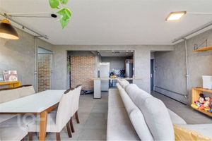 Image 18 - 405181