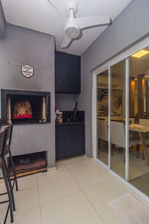Image 40 - 405234