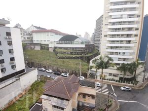 Image 6 - 405309