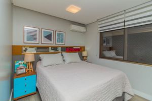 Image 18 - 405706