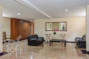 Image 41 - 406123