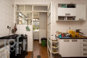 Image 16 - 406184