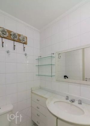Image 10 - 406255
