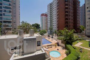 Image 12 - 406352