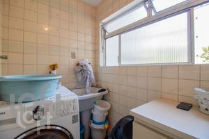 Image 27 - 406352