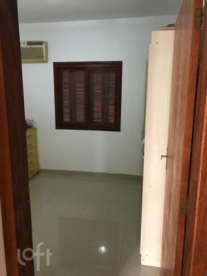 Image 10 - 406374