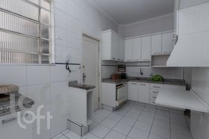 Image 9 - 407104