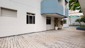 Image 8 - 407268