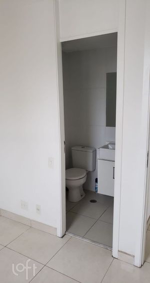 Image 19 - 407448