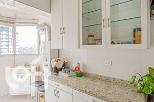 Image 22 - 408759