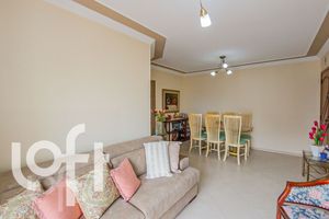 Image 15 - 408759