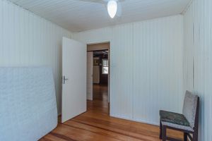 Image 12 - 408953